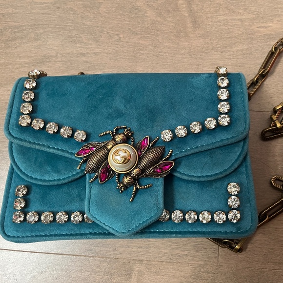 Gucci purse - Picture 1 of 9